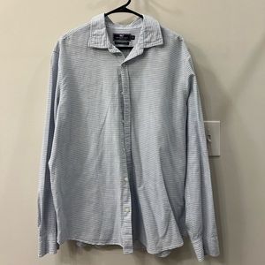 Vineyard Vines Button Down XL